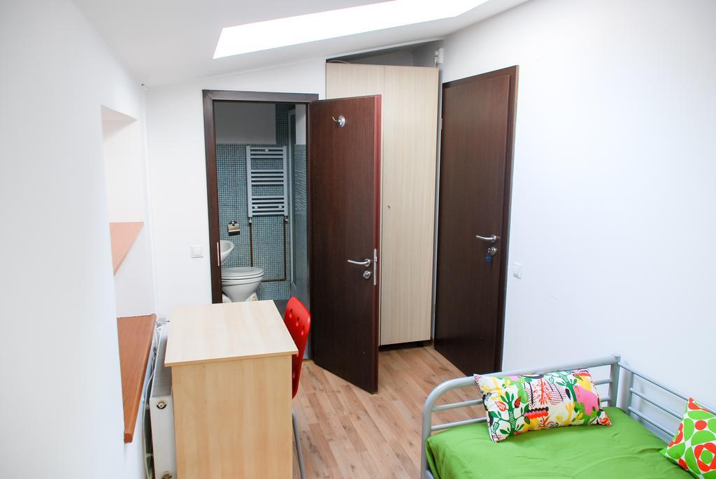 Vatra Accommodation บูคาเรสต์ ภายนอก รูปภาพ