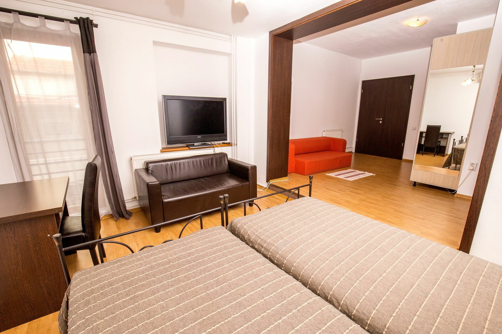 Vatra Accommodation บูคาเรสต์ ภายนอก รูปภาพ