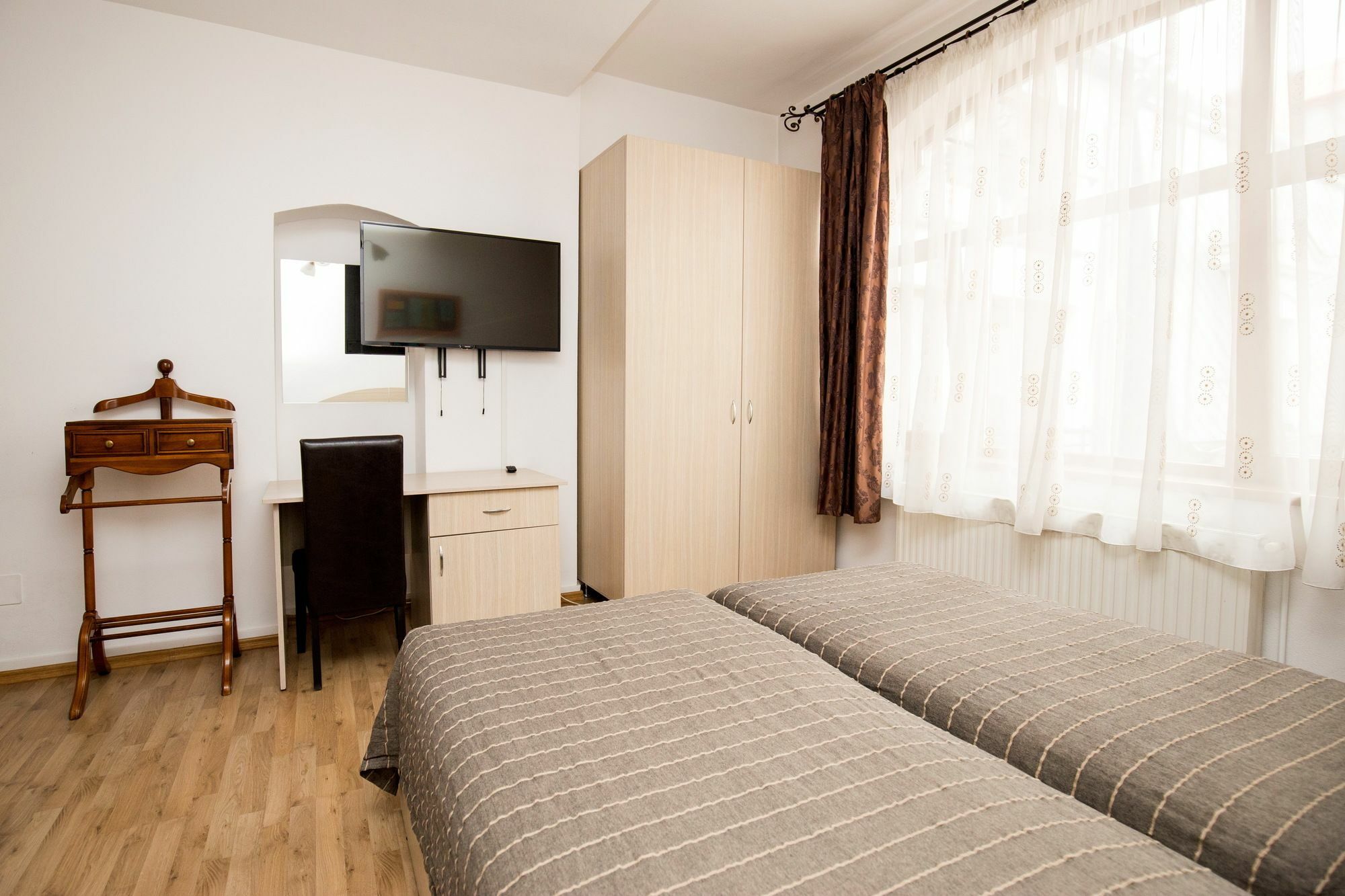 Vatra Accommodation บูคาเรสต์ ภายนอก รูปภาพ