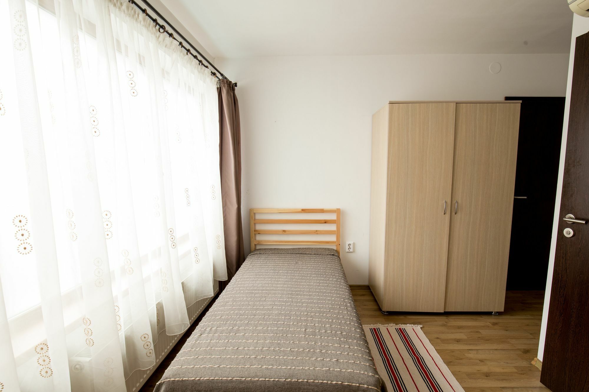Vatra Accommodation บูคาเรสต์ ภายนอก รูปภาพ
