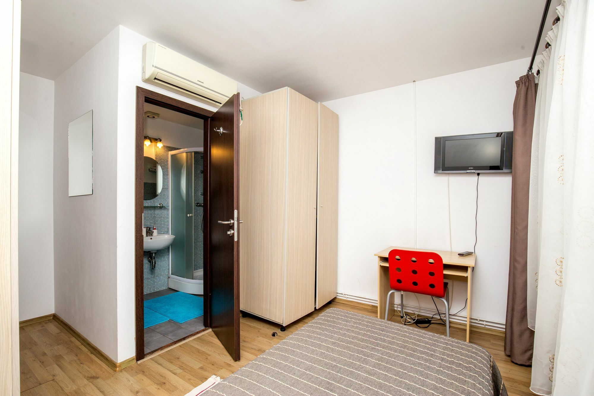 Vatra Accommodation บูคาเรสต์ ภายนอก รูปภาพ